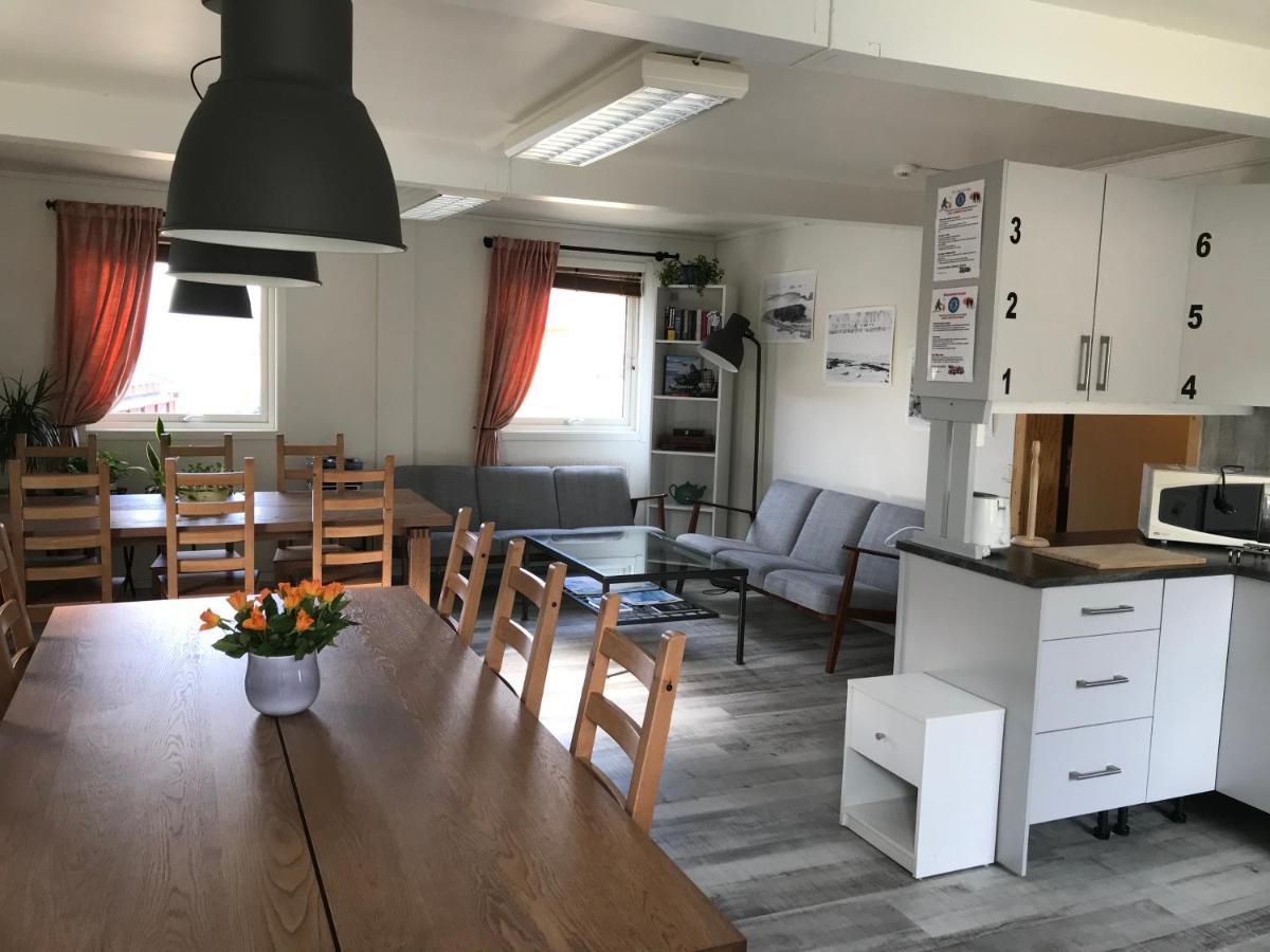 Haugen Pensjonat Svalbard Longyearbyen Eksteriør billede
