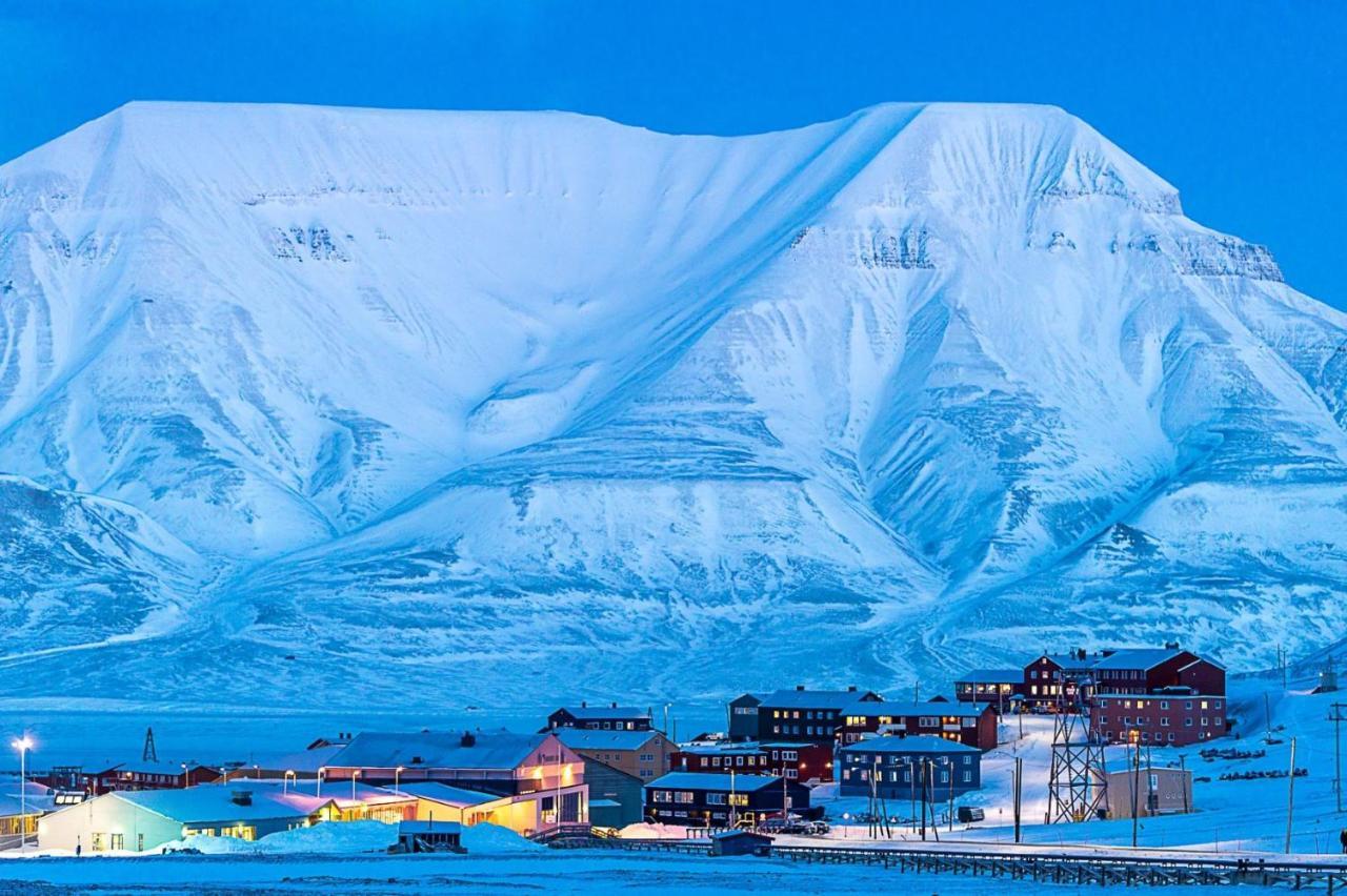 Haugen Pensjonat Svalbard Longyearbyen Eksteriør billede