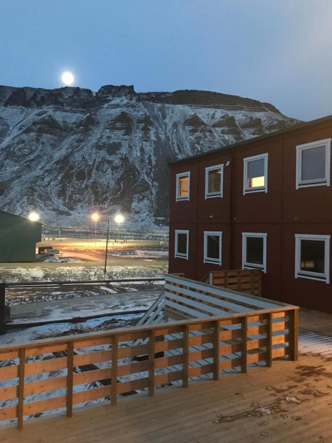 Haugen Pensjonat Svalbard Longyearbyen Eksteriør billede