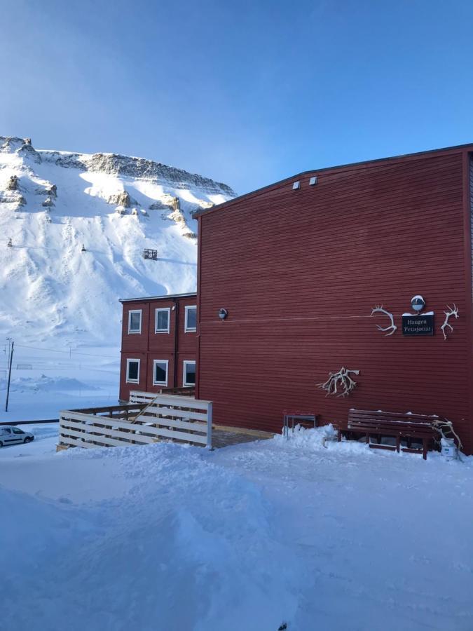 Haugen Pensjonat Svalbard Longyearbyen Eksteriør billede