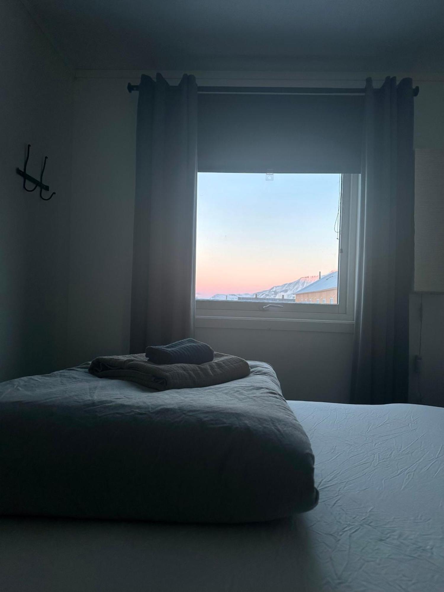 Haugen Pensjonat Svalbard Longyearbyen Eksteriør billede