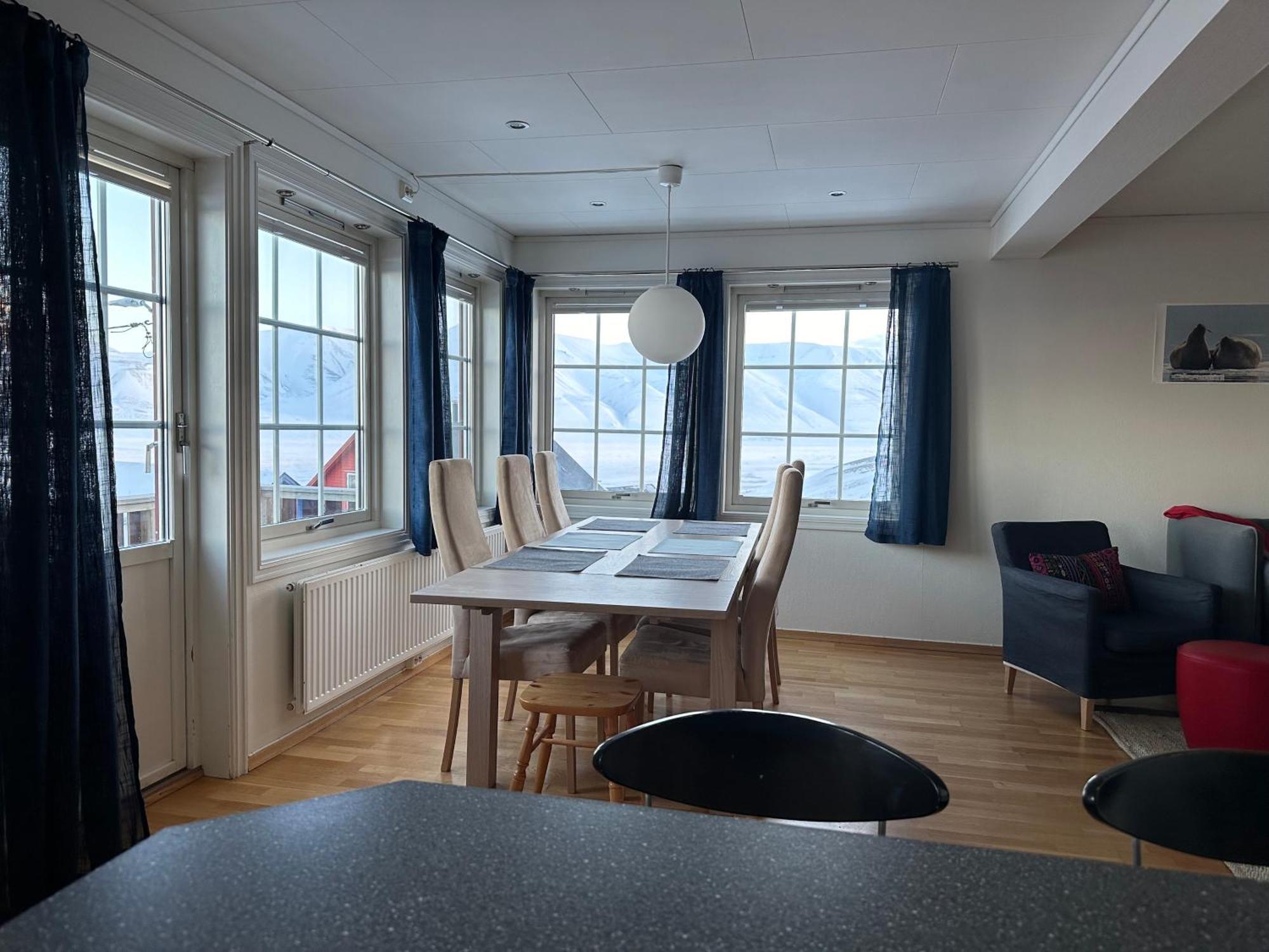 Haugen Pensjonat Svalbard Longyearbyen Værelse billede