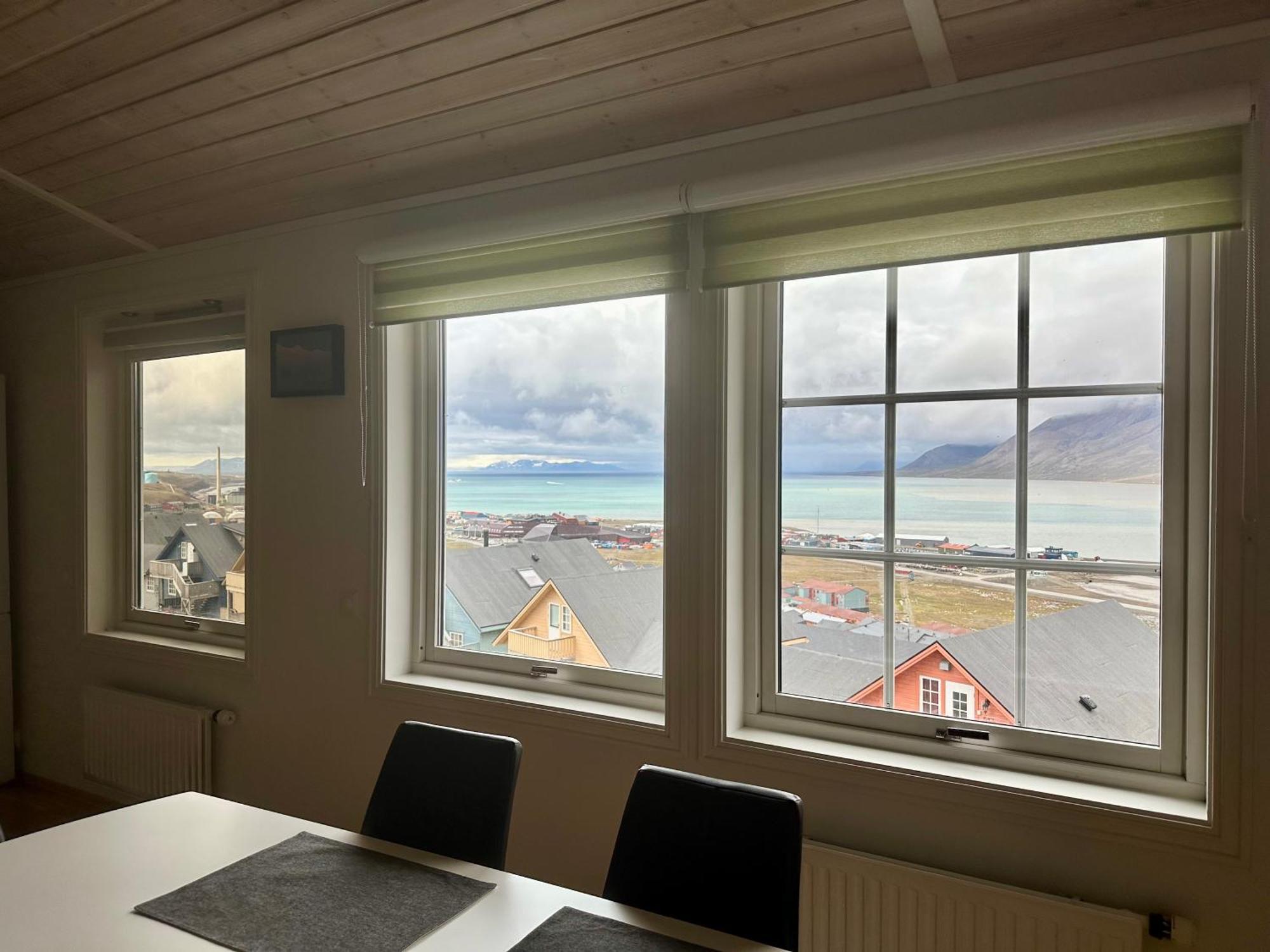 Haugen Pensjonat Svalbard Longyearbyen Eksteriør billede